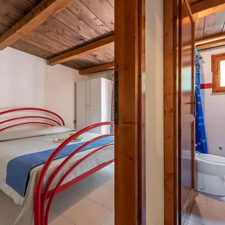 Cozy With Furnished Patio Apartment San Teodoro (Sardinia)