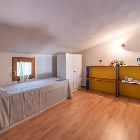Apartment Cozy With Furnished Patio