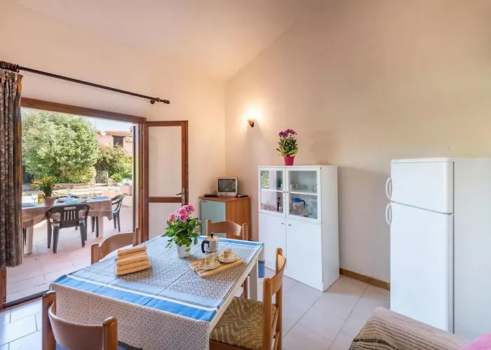 Cozy With Furnished Patio Apartment San Teodoro (Sardinia)